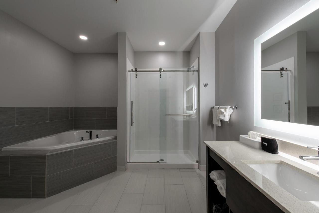 Comfort Suites Greenville Airport Екстер'єр фото