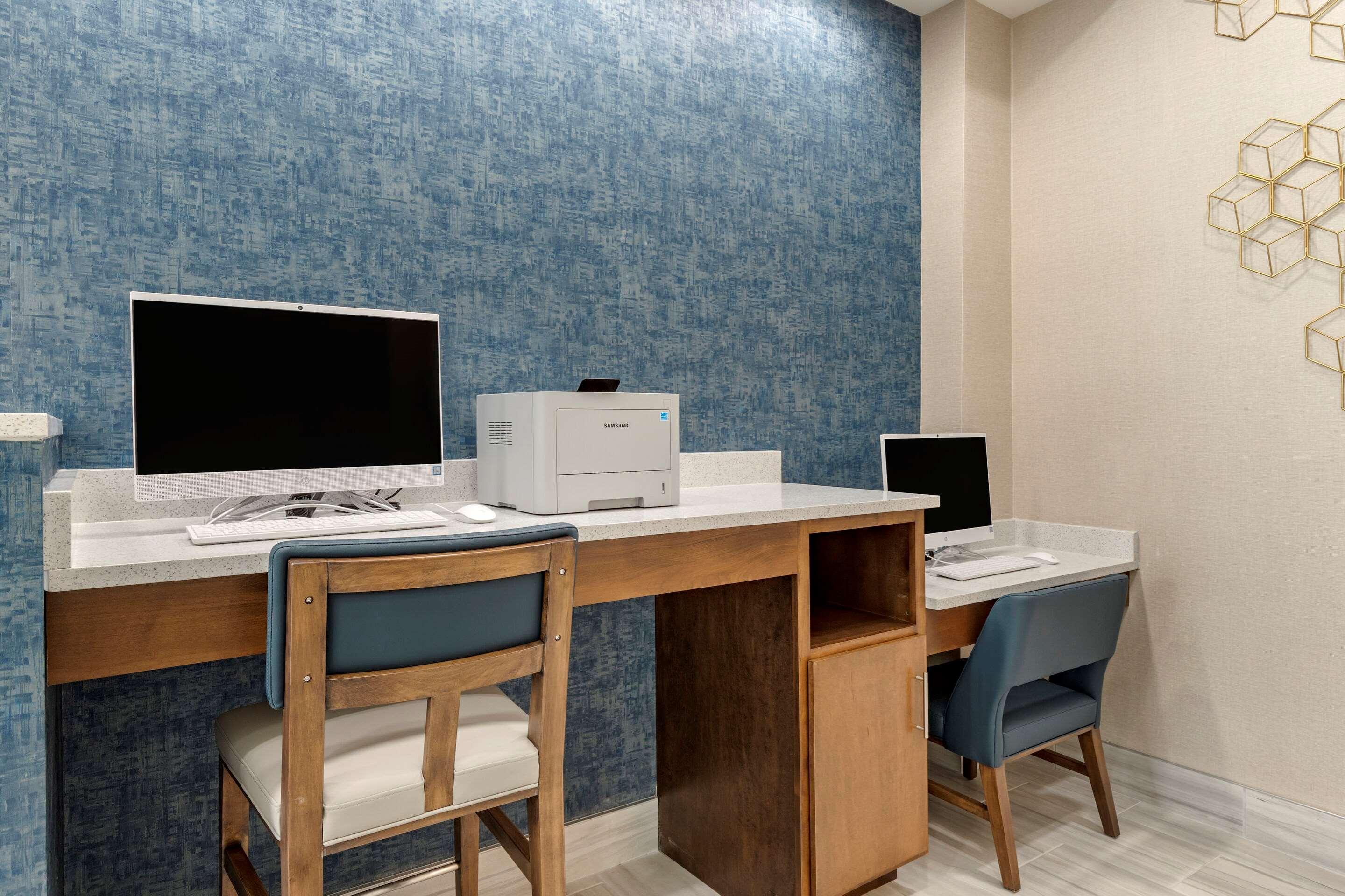 Comfort Suites Greenville Airport Екстер'єр фото